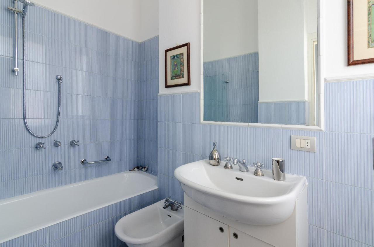 Lux Contemporary Flat - Porta Romana ミラノ エクステリア 写真