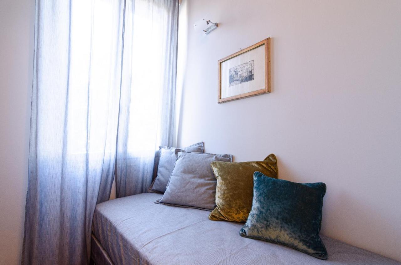 Lux Contemporary Flat - Porta Romana ミラノ エクステリア 写真