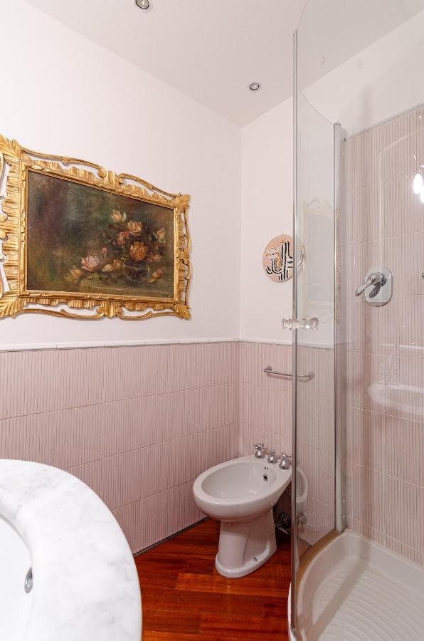 Lux Contemporary Flat - Porta Romana ミラノ エクステリア 写真