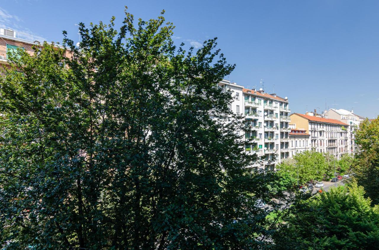 Lux Contemporary Flat - Porta Romana ミラノ エクステリア 写真